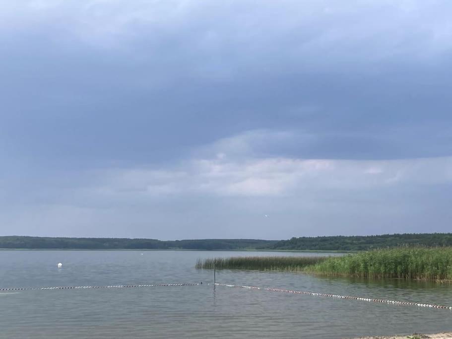 Gemuetliches Holzhaus Am See Warin Exterior photo